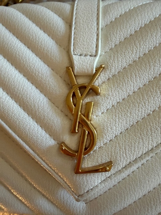 Saint Laurent Cream Quilted Chevron Leather Shoulder Bag with Gold Hardware - Picture 3 of 8